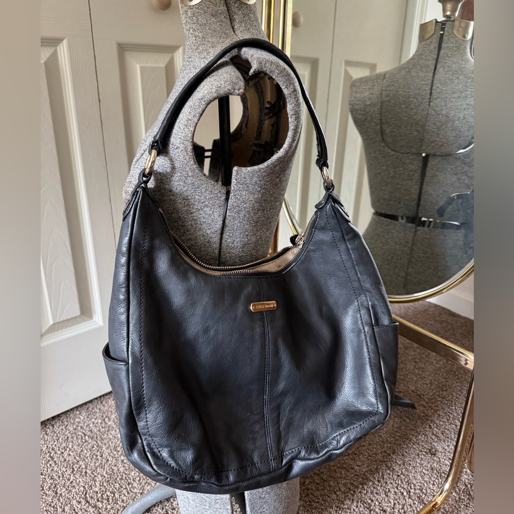Cole Haan Black Leather zip top Hobo Bag shoulder bag